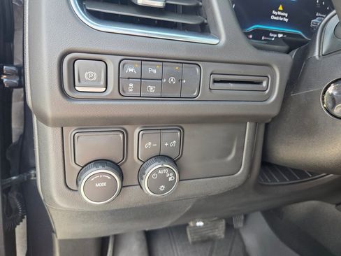 Used 2023 Chevrolet Tahoe RST w/ Luxury Package RWD image 23