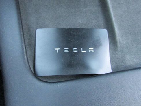 Used 2021 Tesla Model 3 Standard Range Plus image 38