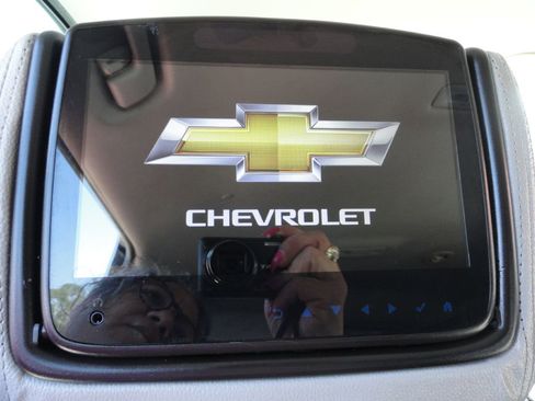 Used 2019 Chevrolet Traverse LT image 23