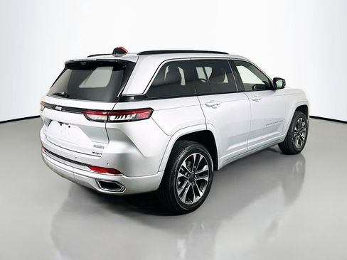 New 2025 Jeep Grand Cherokee Overland w/ Luxury Tech Group IV image 7