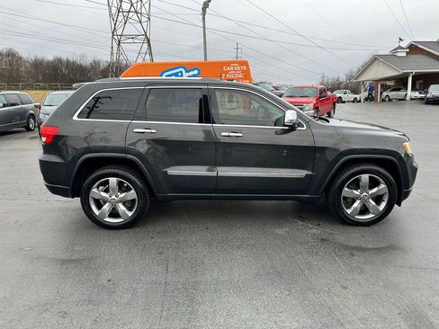Used 2011 Jeep Grand Cherokee Overland image 5