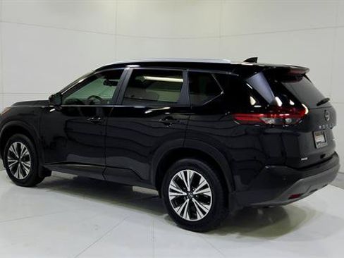Certified 2023 Nissan Rogue SV w/ SV Premium B Package FWD image 6