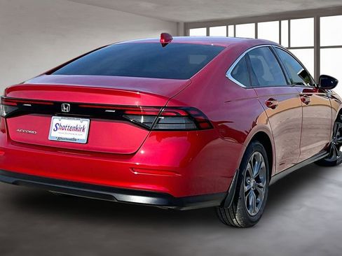 Used 2023 Honda Accord EX image 6