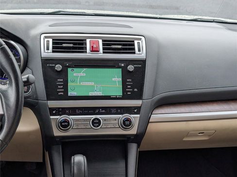 Used 2016 Subaru Outback 3.6R Limited image 18