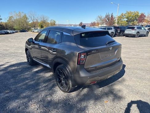 New 2026 Nissan Kicks SR w/ SR Premium Package image 8