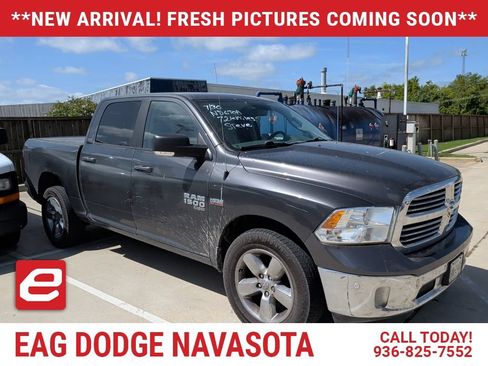 Used 2019 RAM 1500 Big Horn AWD/4WD image 1