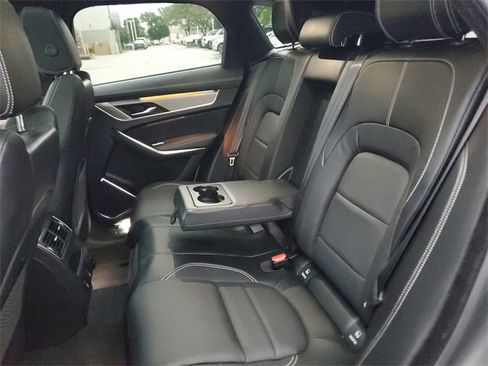 Certified 2025 Jaguar F-PACE R-Dynamic S image 13