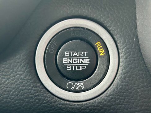 Used 2019 RAM 2500 Big Horn image 23