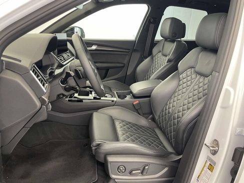 Certified 2025 Audi SQ5 Premium Plus AWD/4WD image 5