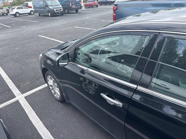 Used 2019 Nissan Sentra SV FWD image 3