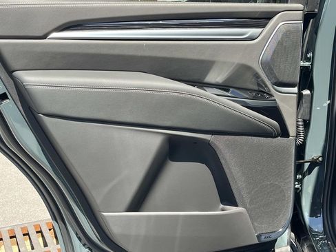 New 2026 Cadillac Escalade Sport image 23