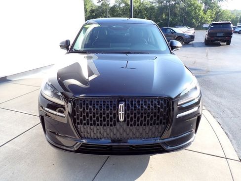 Certified 2023 Lincoln Corsair AWD w/ Equipment Group 101A image 9