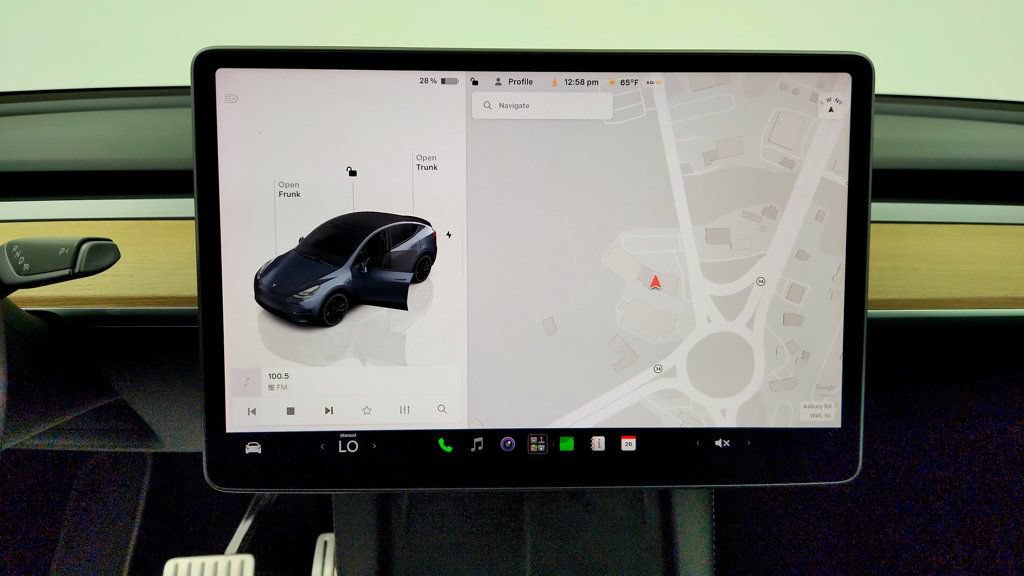 Used 2022 Tesla Model Y Performance AWD/4WD image 23