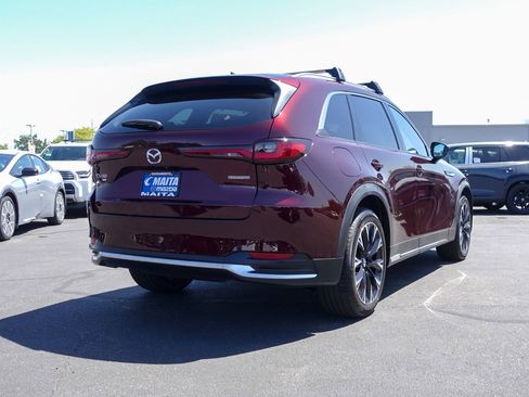 Certified 2024 MAZDA CX-90 Plug-In Hybrid w/ Premium Plus AWD/4WD image 4