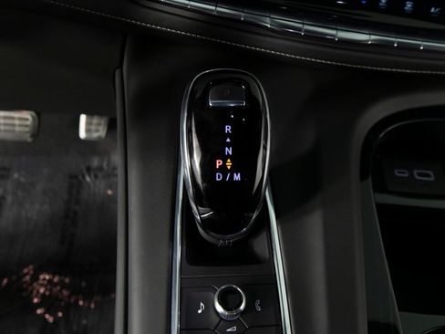 Used 2023 Cadillac Escalade V AWD/4WD image 17