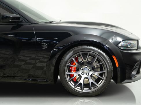 Used 2022 Dodge Charger SRT Hellcat image 6