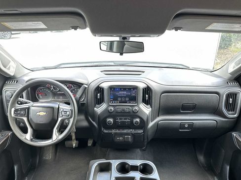 Used 2020 Chevrolet Silverado 1500 LT RWD image 14