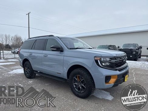 Used 2025 Ford Expedition Tremor image 1