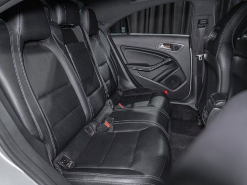 Used 2019 Mercedes-Benz CLA 250 image 13