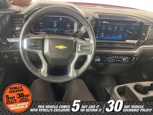 Certified 2022 Chevrolet Silverado 1500 LT image 31