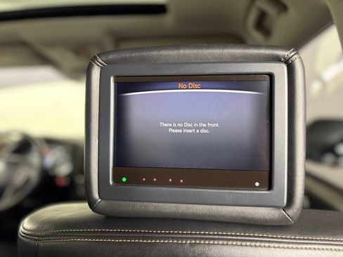 Used 2018 Nissan Armada Platinum w/ Interior Lighting Package RWD image 48