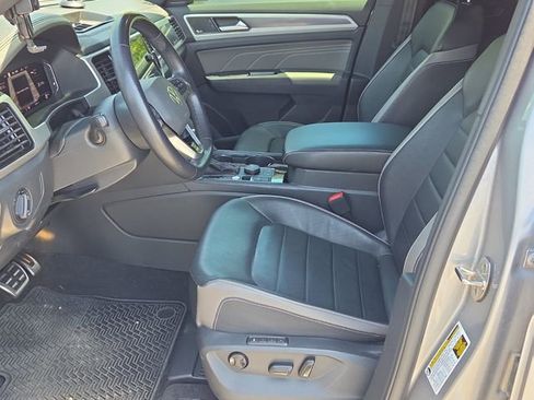 Used 2022 Volkswagen Atlas Cross Sport SEL Premium R-Line w/ Cross Sport MDO Package AWD/4WD image 12