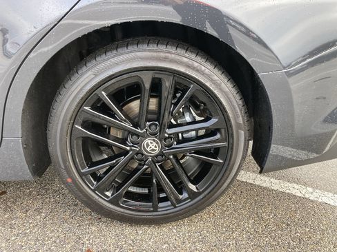 Used 2026 Toyota Camry SE image 19