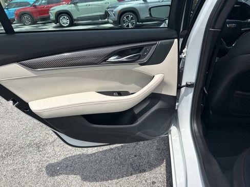 Used 2025 Cadillac CT5 Sport image 36