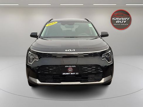 Used 2024 Kia Niro Wind w/ Wind Preserve Package FWD image 3