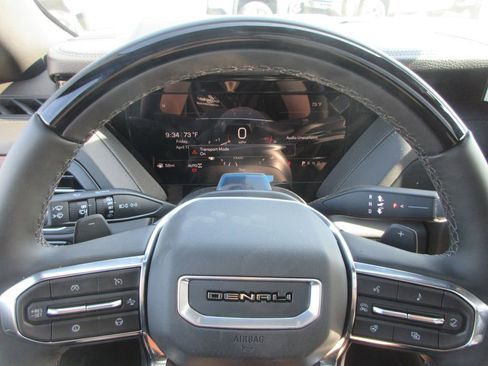 New 2026 GMC Yukon XL Denali image 18