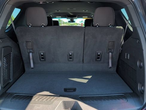 Used 2022 GMC Yukon SLE AWD/4WD image 38
