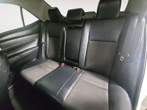 Used 2017 Toyota Corolla SE w/ Carpet Mat Package (TMS) FWD image 13