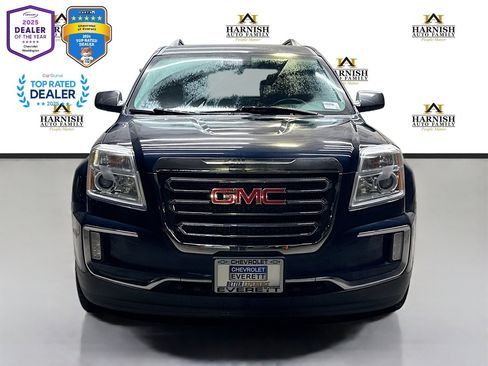 Used 2017 GMC Terrain SLT w/ Driver Alert Package I image 2