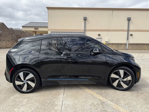 Used 2017 BMW i3 w/ Range Extender image 6