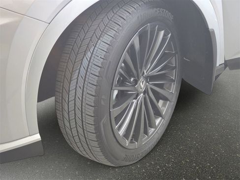 Certified 2024 Lexus RX 350h image 33