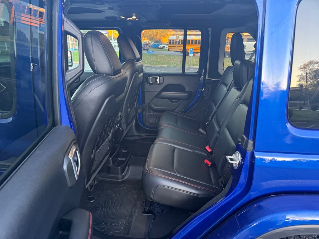Used 2019 Jeep Wrangler Unlimited Rubicon AWD/4WD image 5