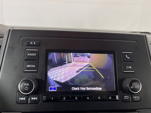 Used 2019 Honda Odyssey LX image 16