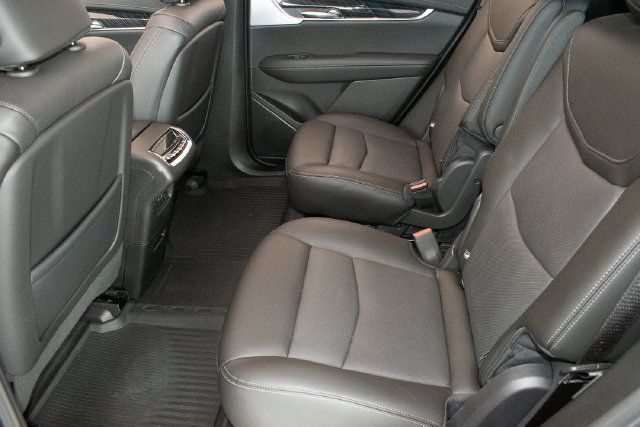 Used 2024 Cadillac XT6 Premium Luxury AWD/4WD image 19