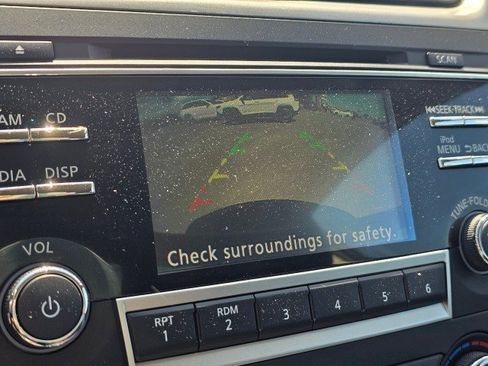 Used 2017 Nissan Altima 2.5 S w/ Power Driver Seat Package FWD image 27