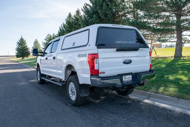 Used 2019 Ford F250 XLT w/ Camper Package AWD/4WD image 4