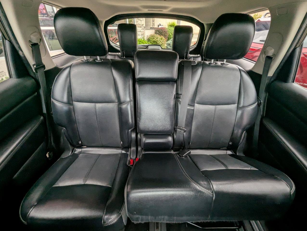 Used 2015 Nissan Pathfinder Platinum w/ Cargo Package FWD image 27