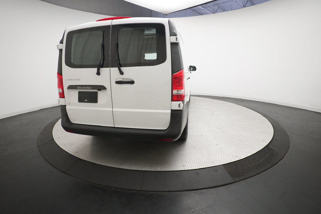 Used 2017 Mercedes-Benz Metris image 12
