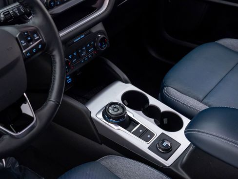 Used 2022 Ford Bronco Sport Outer Banks image 11