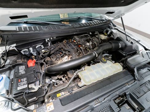 Used 2022 Ford Expedition Max Limited image 35