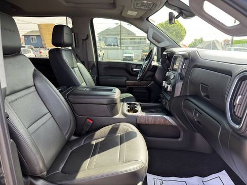 Used 2020 GMC Sierra 2500 Denali w/ Denali Ultimate Package AWD/4WD image 10