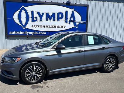 Used 2019 Volkswagen Jetta SE w/ Cold Weather Package