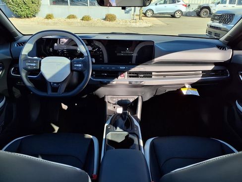 New 2025 Kia K4 GT-Line w/ GT-Line Premium Package image 6