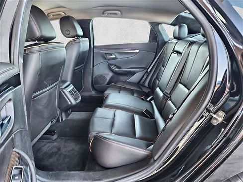 Used 2017 Chevrolet Impala Premier FWD image 17
