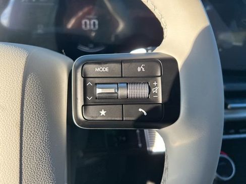 New 2026 Hyundai Santa Fe SE image 13