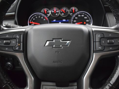 Used 2021 Chevrolet Tahoe Z71 w/ Z71 Signature Package image 29